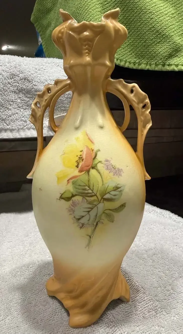 Antique Robert Hanke Wettina Porcelain Hand-Painted Two-Handled Vase
